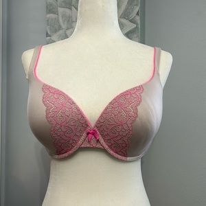 Victoria’s Secret Push-up Bra 34DDD